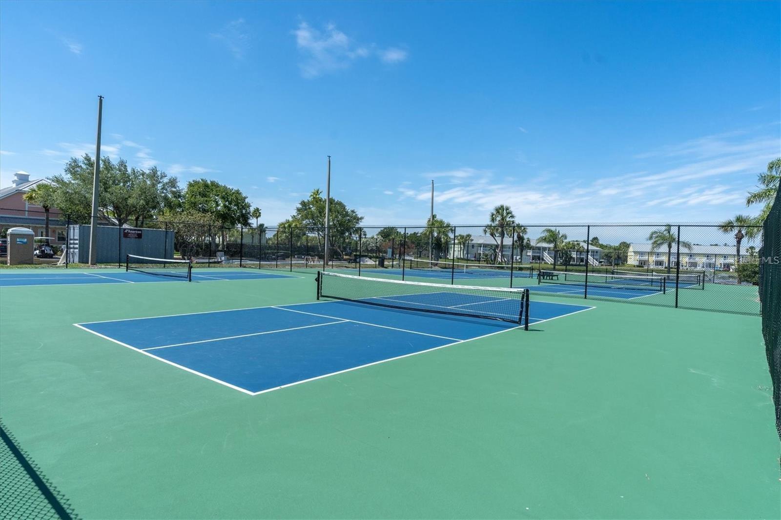 4725 COQUINA KEY DRIVE SE, #D, St Petersburg, FL 33705