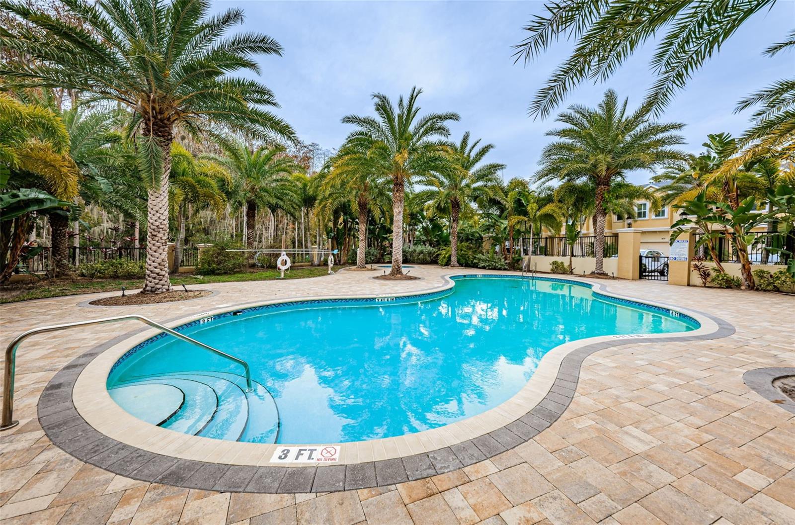 726 GRAND CYPRESS LANE, Tarpon Springs, FL 34689