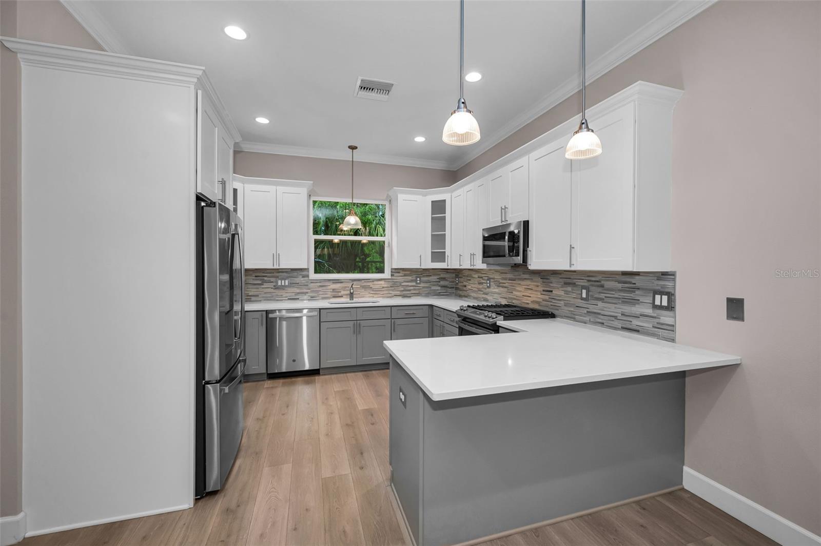 726 GRAND CYPRESS LANE, Tarpon Springs, FL 34689