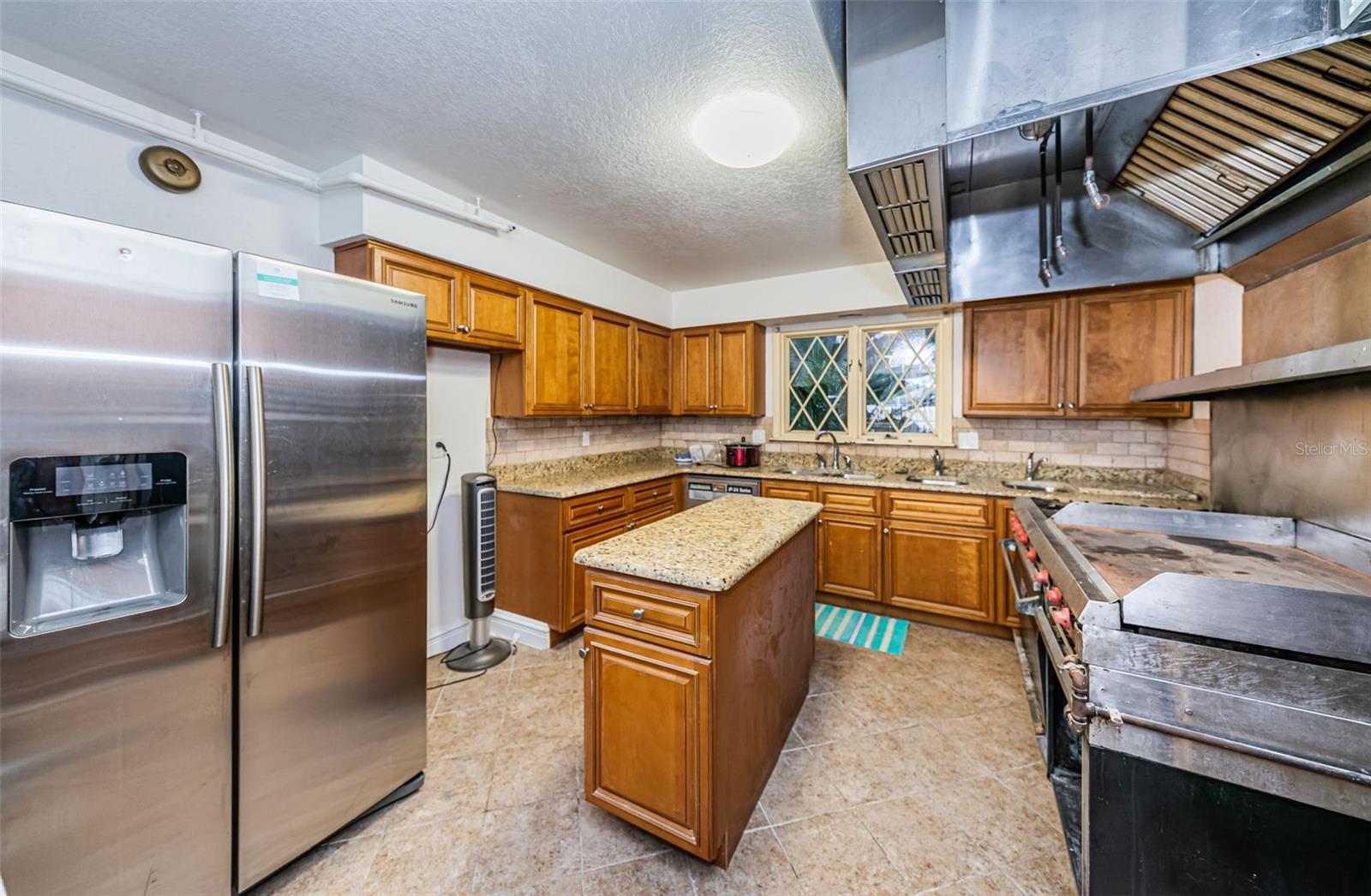 726 GRAND CYPRESS LANE, Tarpon Springs, FL 34689