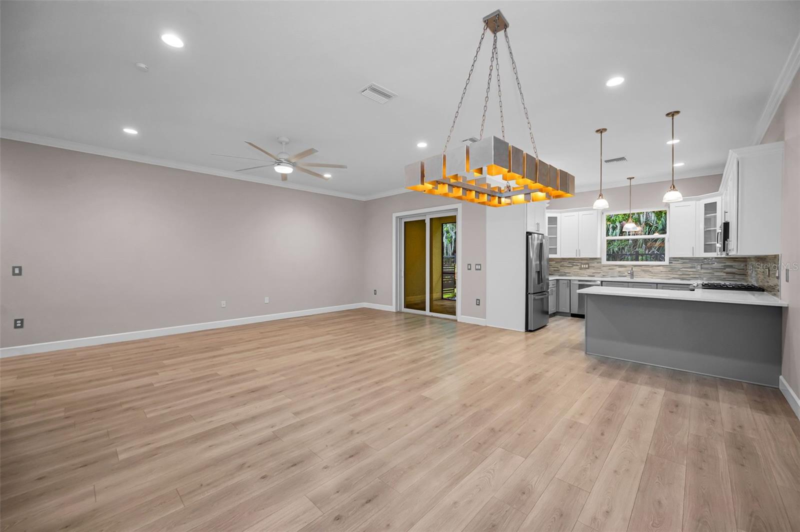 726 GRAND CYPRESS LANE, Tarpon Springs, FL 34689
