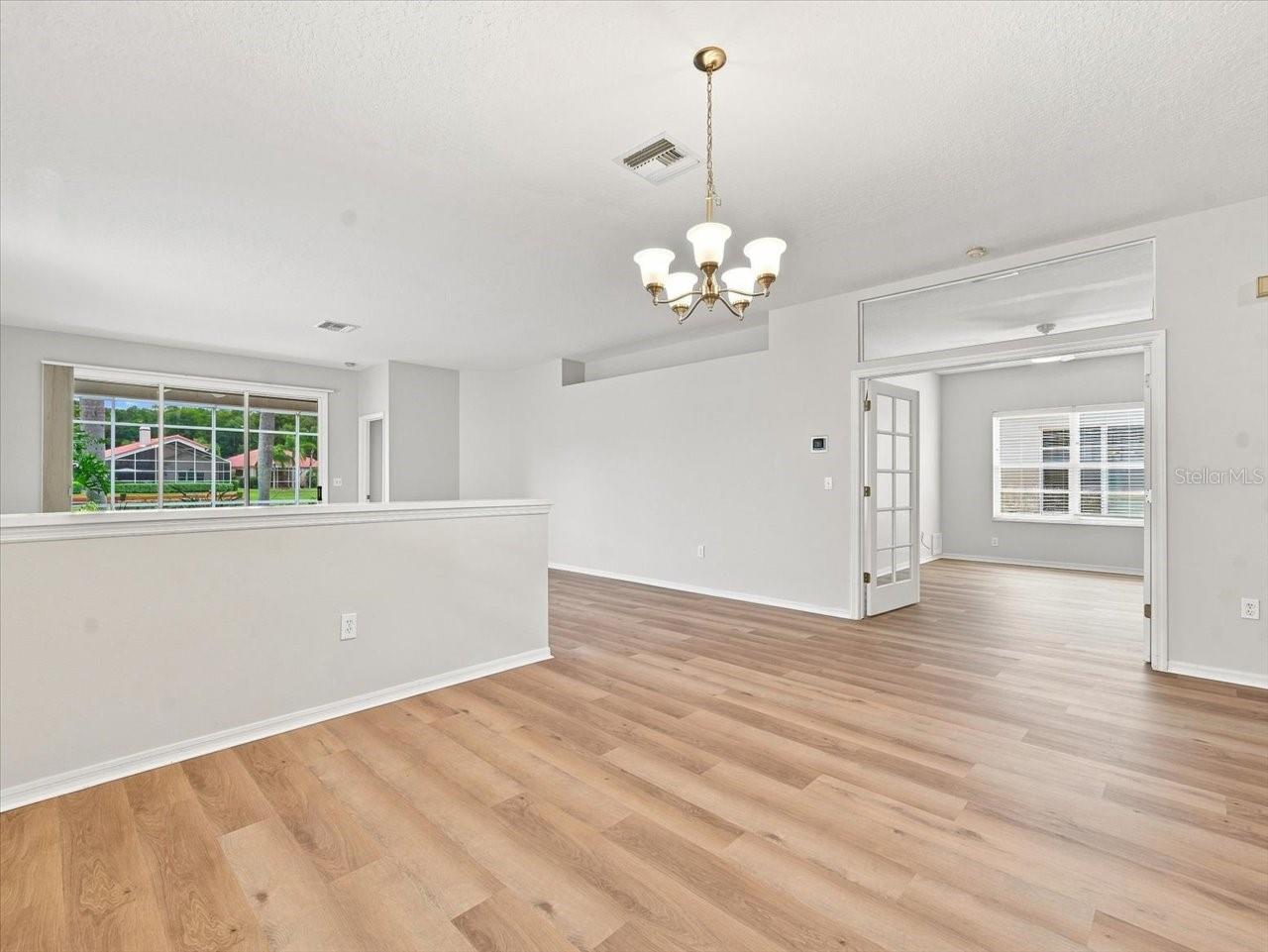 1333 LINDENWOOD DRIVE, Tarpon Springs, FL 34688