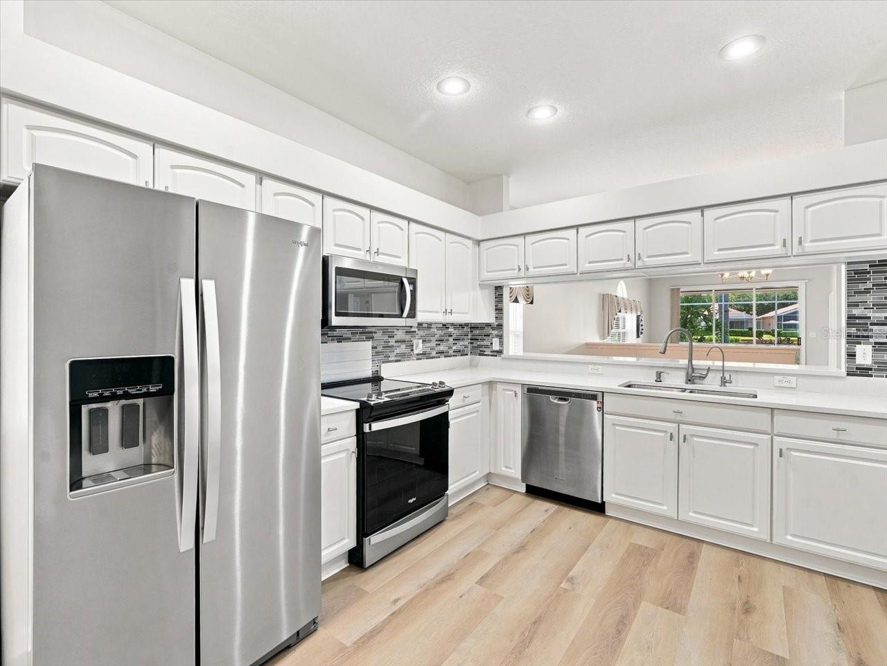 1333 LINDENWOOD DRIVE, Tarpon Springs, FL 34688 1333 LINDENWOOD DRIVE, Tarpon Springs, FL 34688