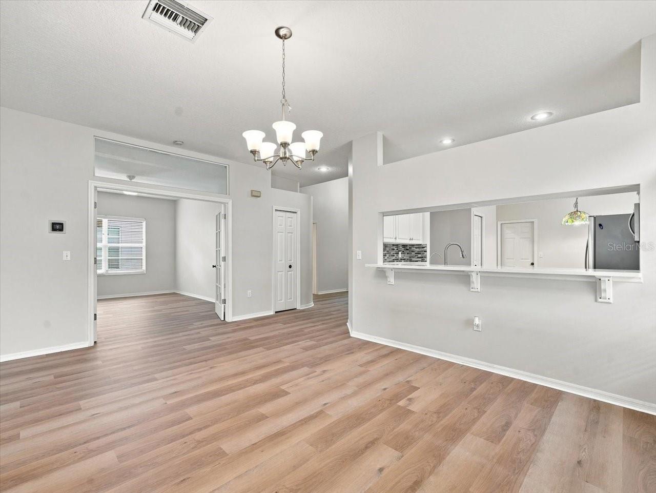 1333 LINDENWOOD DRIVE, Tarpon Springs, FL 34688