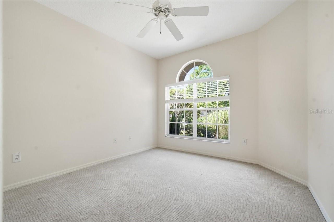 1333 LINDENWOOD DRIVE, Tarpon Springs, FL 34688