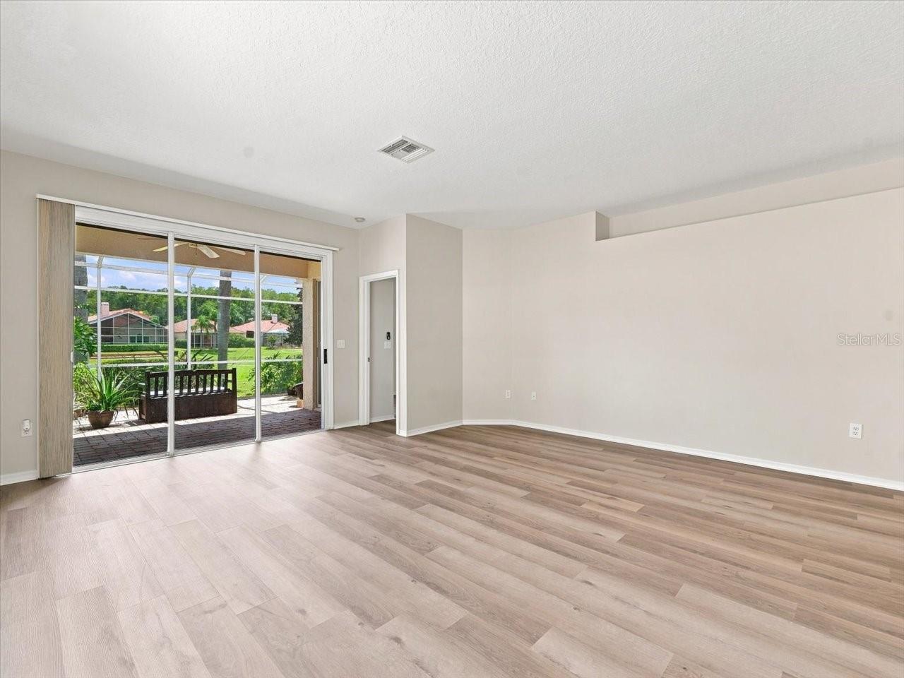 1333 LINDENWOOD DRIVE, Tarpon Springs, FL 34688