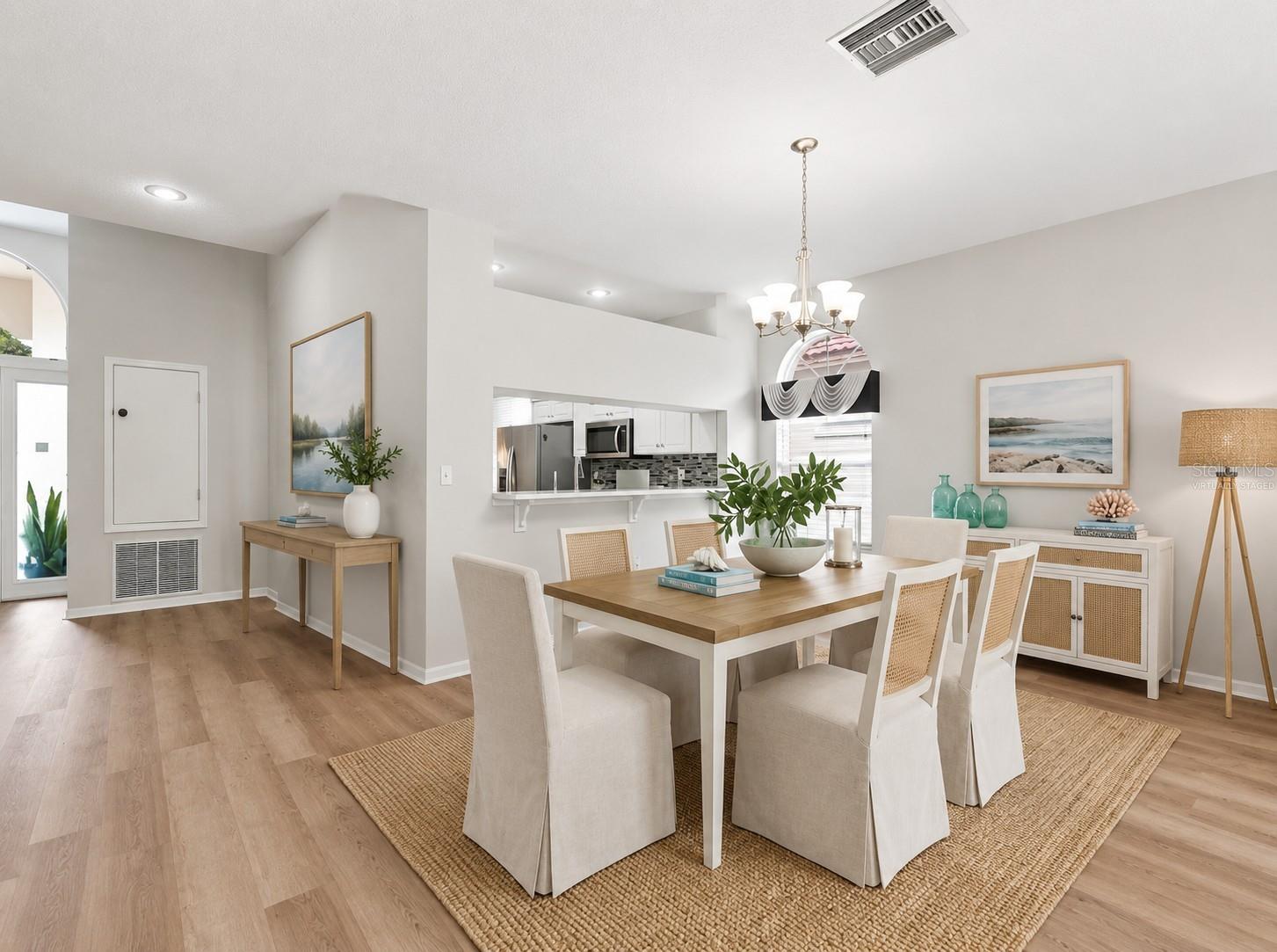 Virtually Staged Dining Room Virtually Staged Dining Room