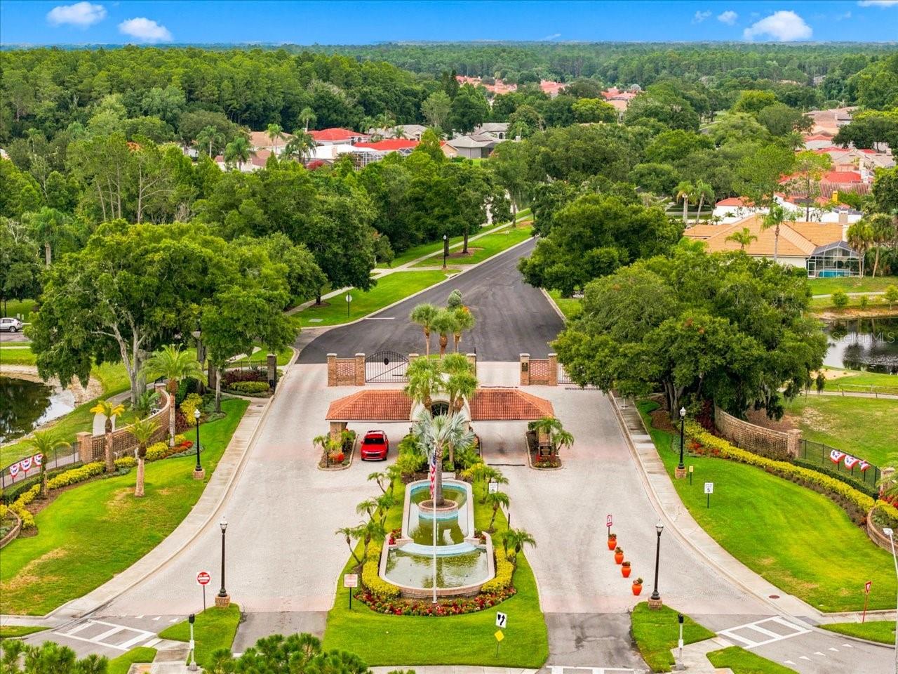 1333 LINDENWOOD DRIVE, Tarpon Springs, FL 34688