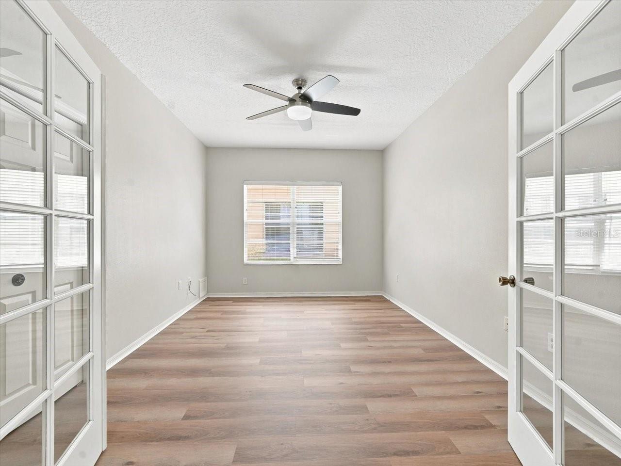 1333 LINDENWOOD DRIVE, Tarpon Springs, FL 34688