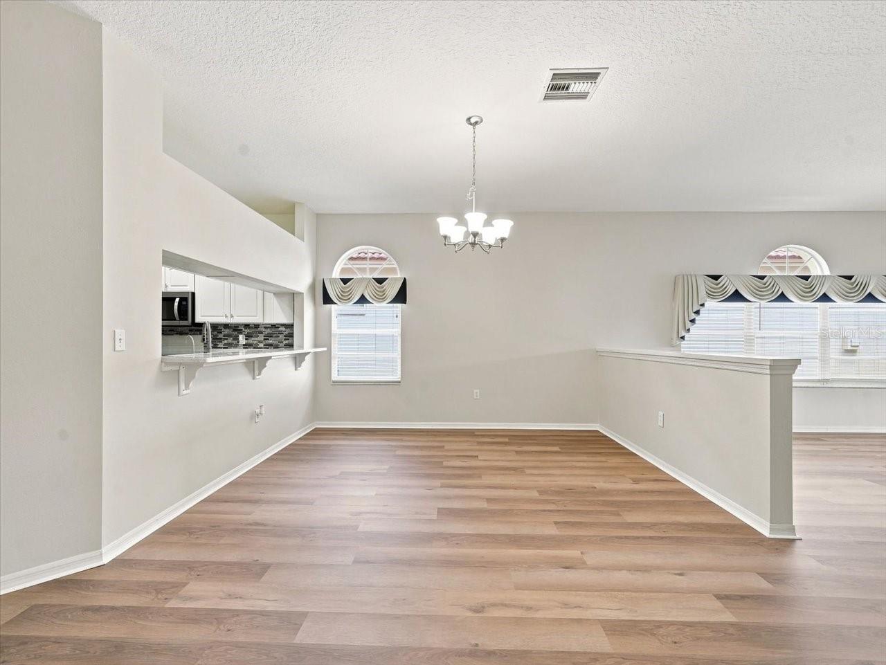 1333 LINDENWOOD DRIVE, Tarpon Springs, FL 34688