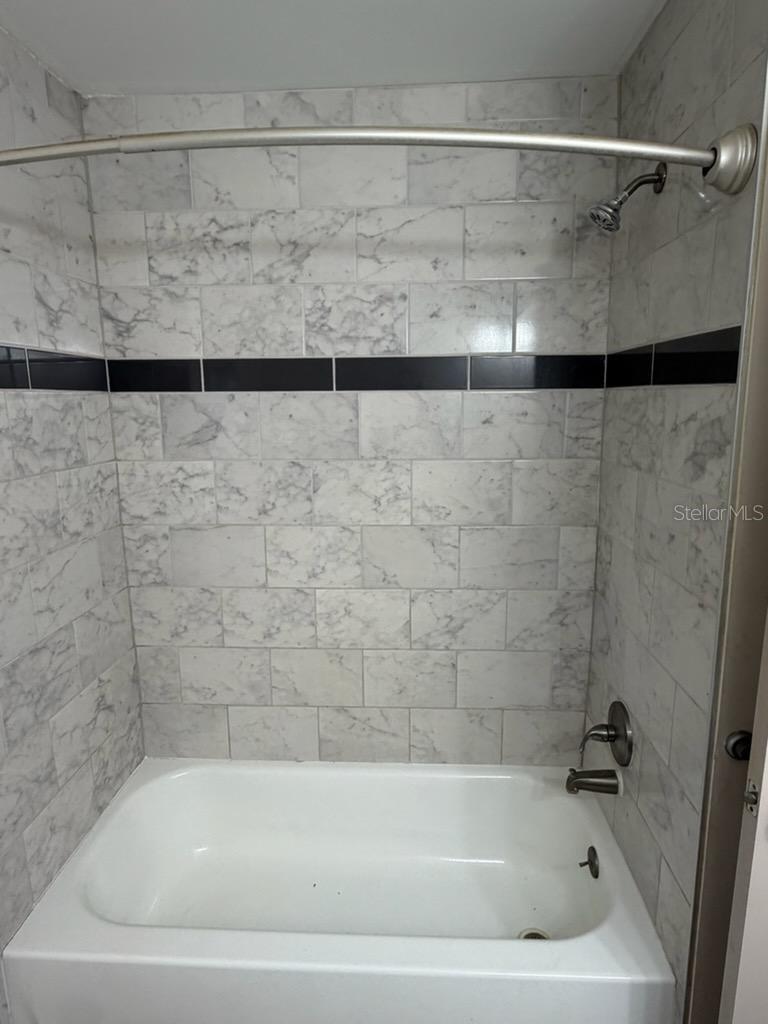 4255 43RD AVENUE N, St Petersburg, FL 33714