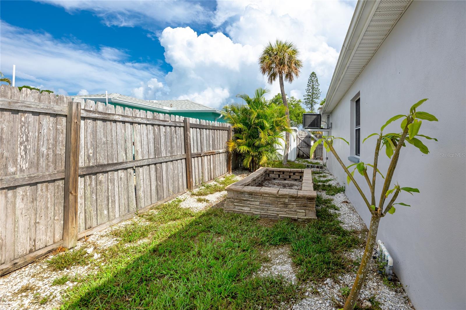 504 79TH AVENUE, St Pete Beach, FL 33706
