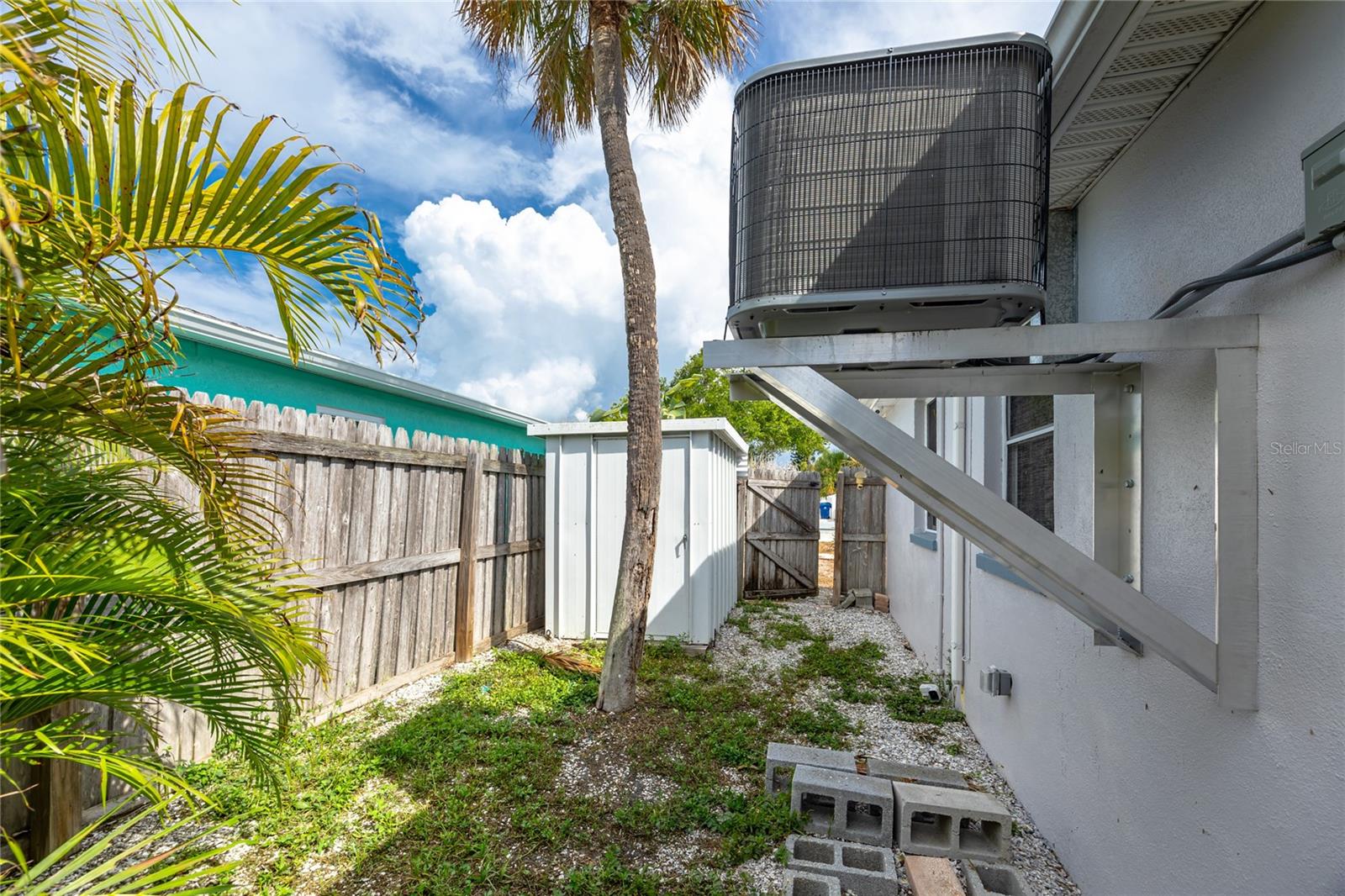 504 79TH AVENUE, St Pete Beach, FL 33706