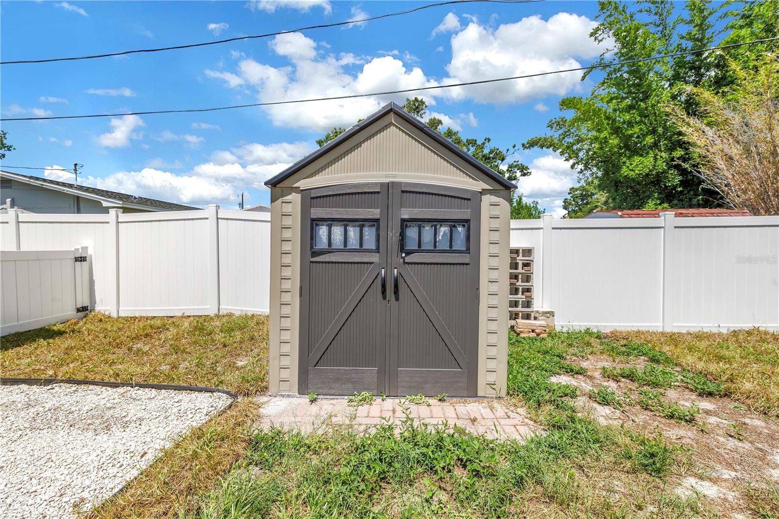 1221 36TH TERRACE N, St Petersburg, FL 33704