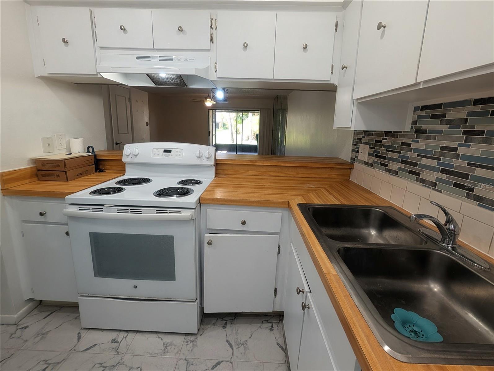 9209 SEMINOLE BOULEVARD, #67, Seminole, FL 33772