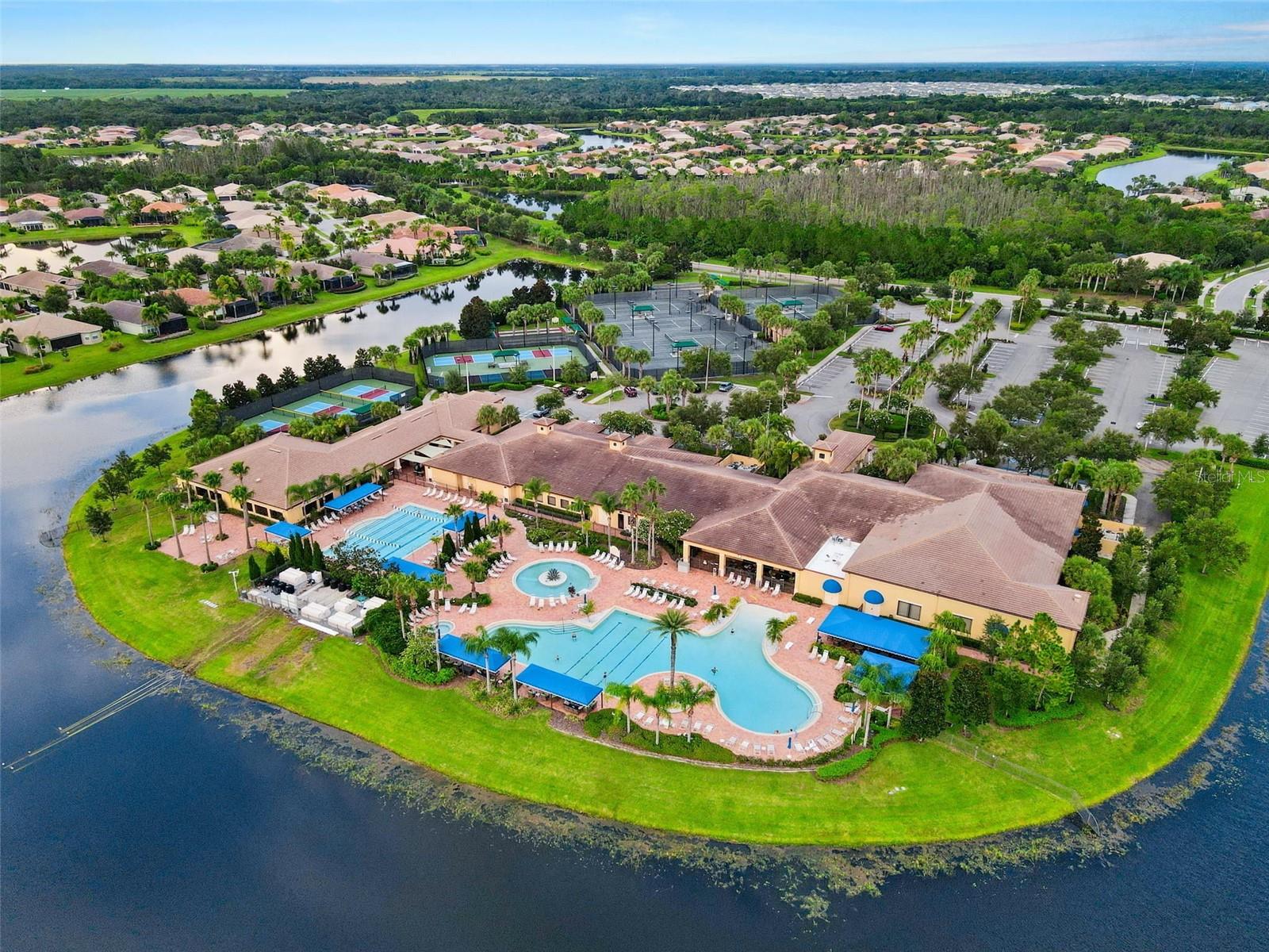 15929 GOLDEN LAKES DRIVE, Wimauma, FL 33598
