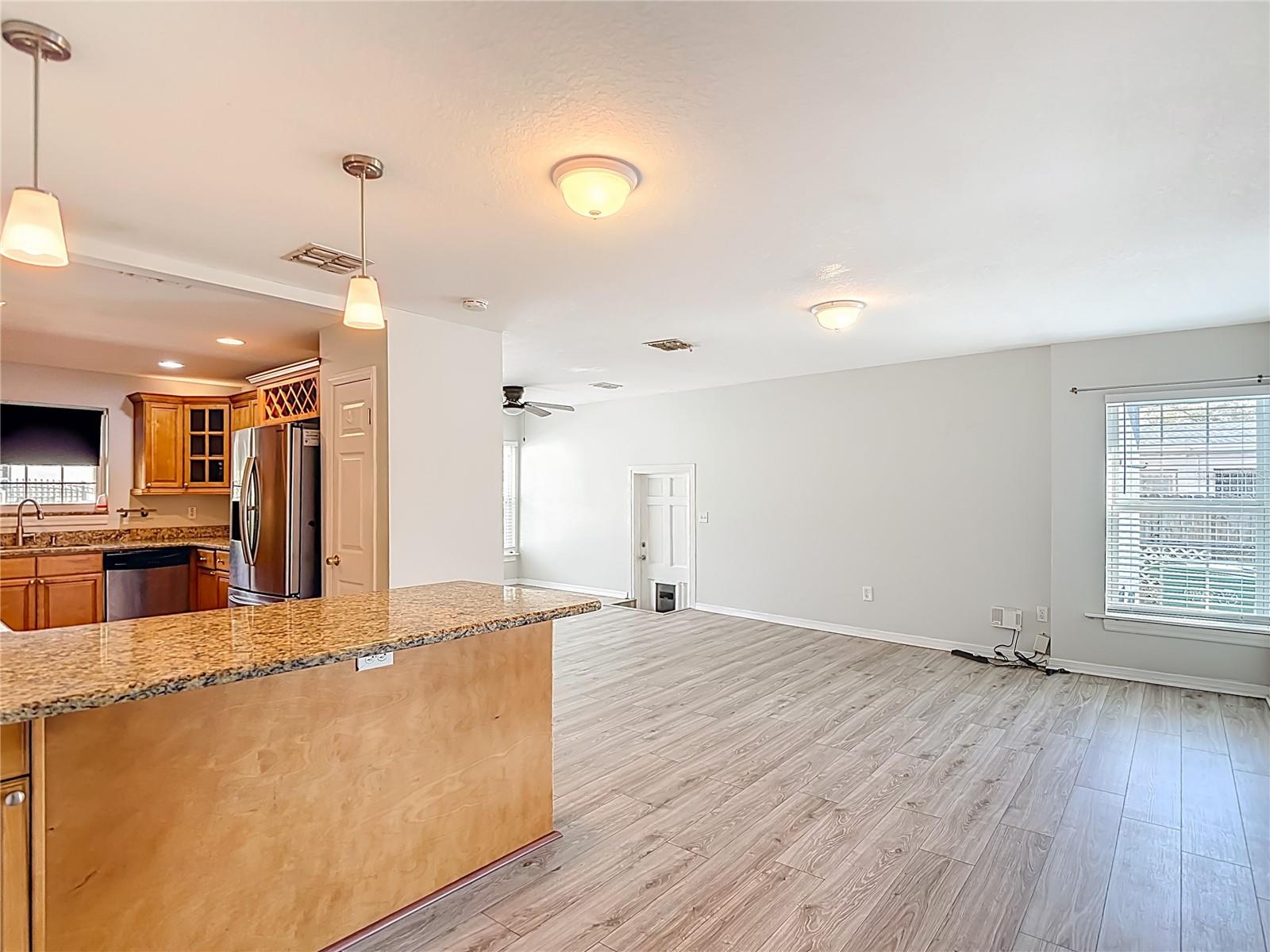 3002 W ARCH STREET, Tampa, FL 33607