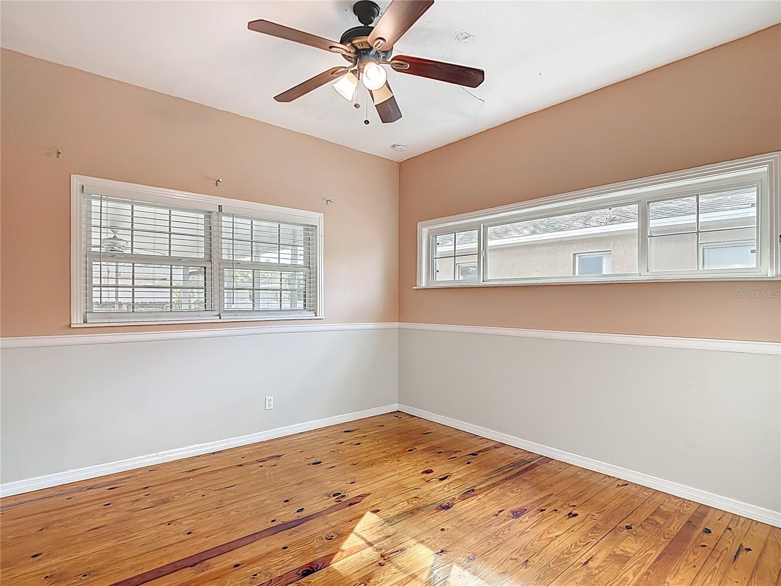3002 W ARCH STREET, Tampa, FL 33607