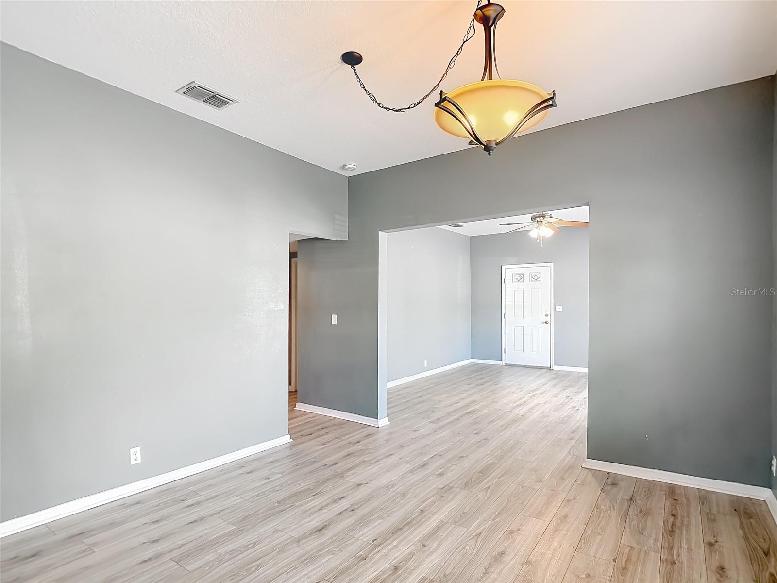 3002 W ARCH STREET, Tampa, FL 33607