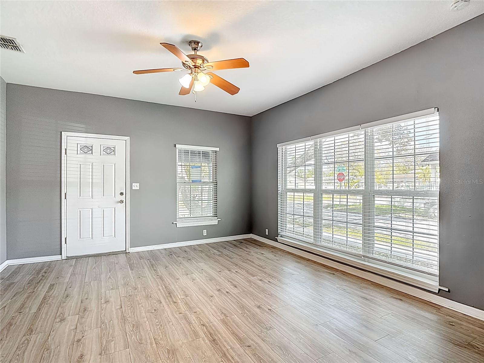 3002 W ARCH STREET, Tampa, FL 33607