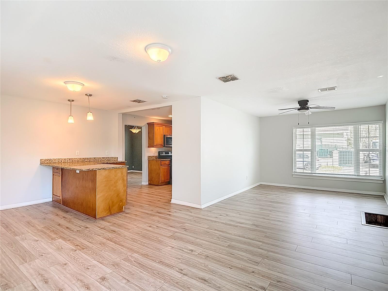 3002 W ARCH STREET, Tampa, FL 33607