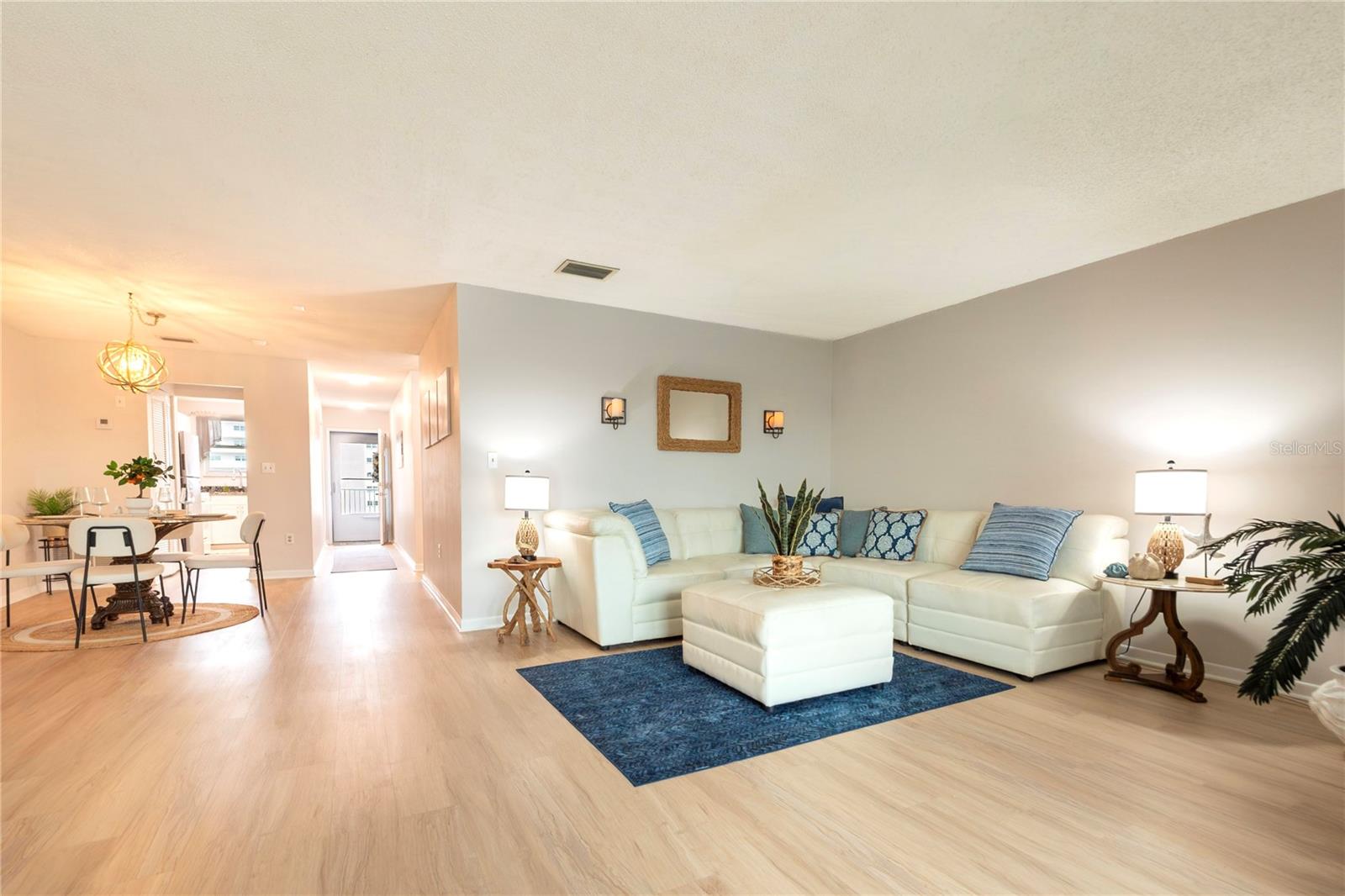 5925 SHORE BOULEVARD S, #405, Gulfport, FL 33707