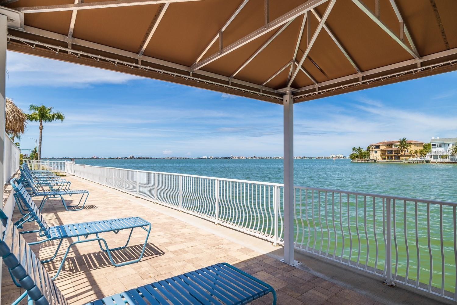 5925 SHORE BOULEVARD S, #405, Gulfport, FL 33707