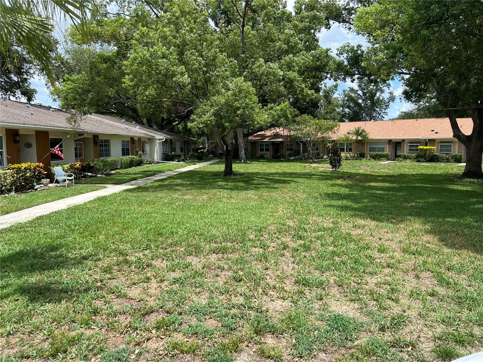2297 LARK CIRCLE E, #C, Palm Harbor, FL 34684