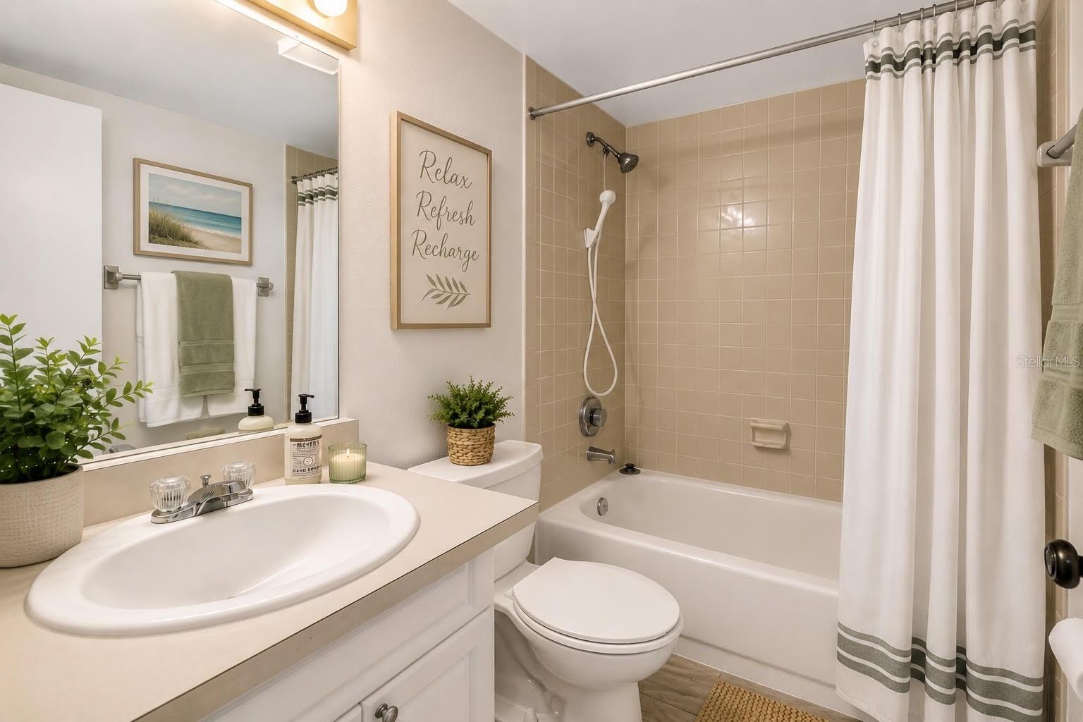 723 83RD AVENUE N, #102, St Petersburg, FL 33702
