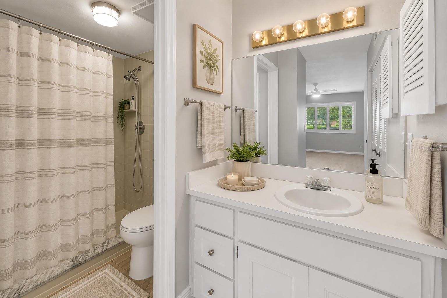 723 83RD AVENUE N, #102, St Petersburg, FL 33702