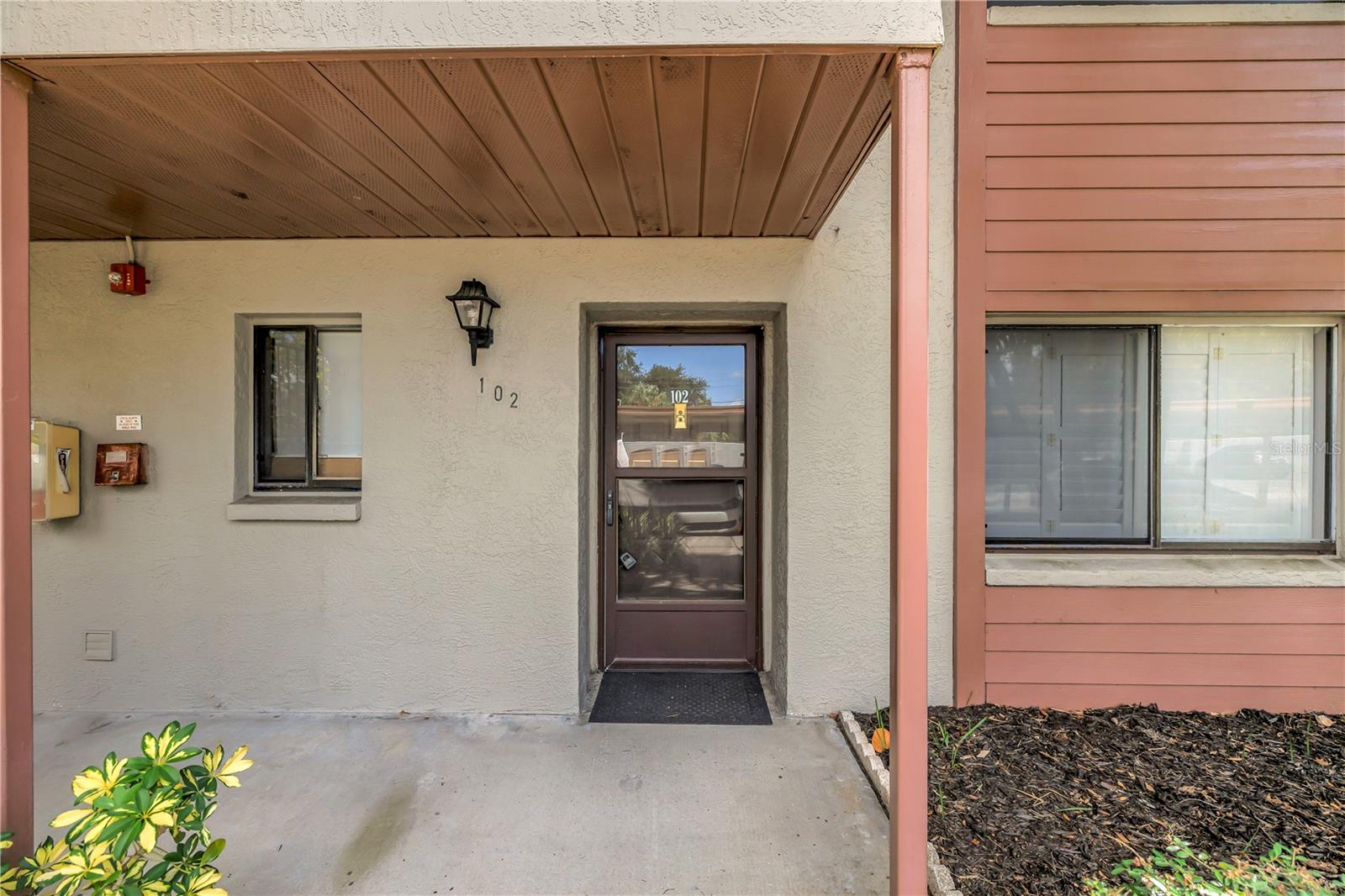723 83RD AVENUE N, #102, St Petersburg, FL 33702