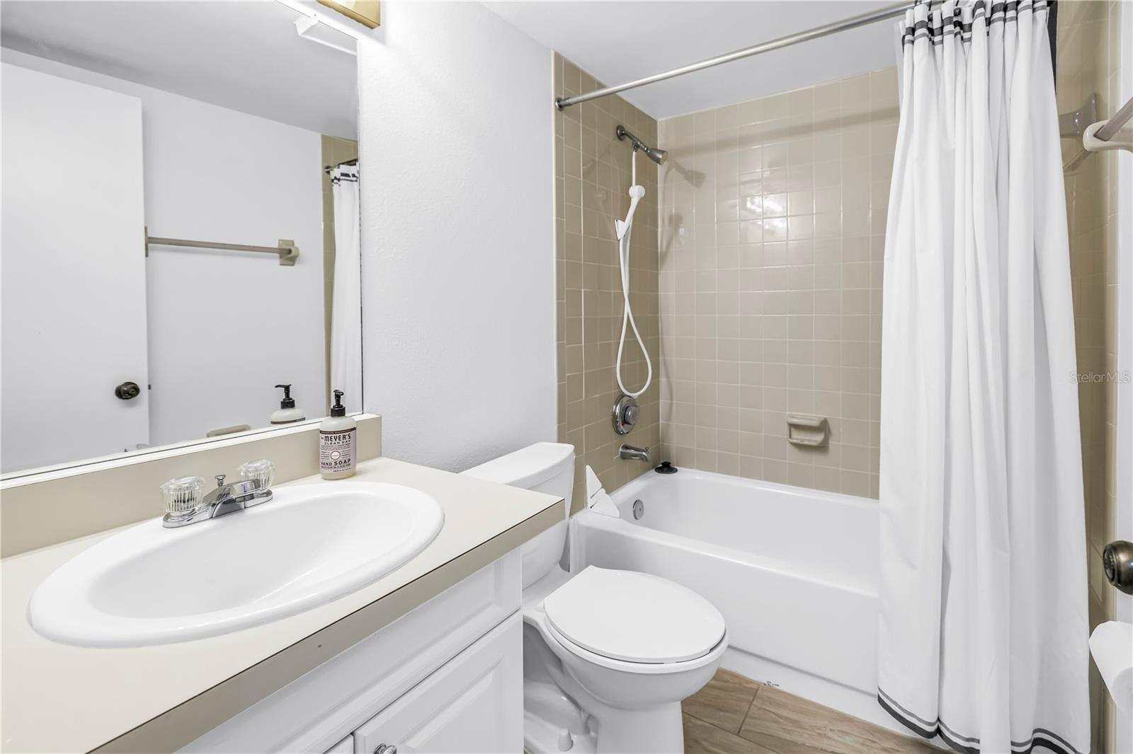 723 83RD AVENUE N, #102, St Petersburg, FL 33702