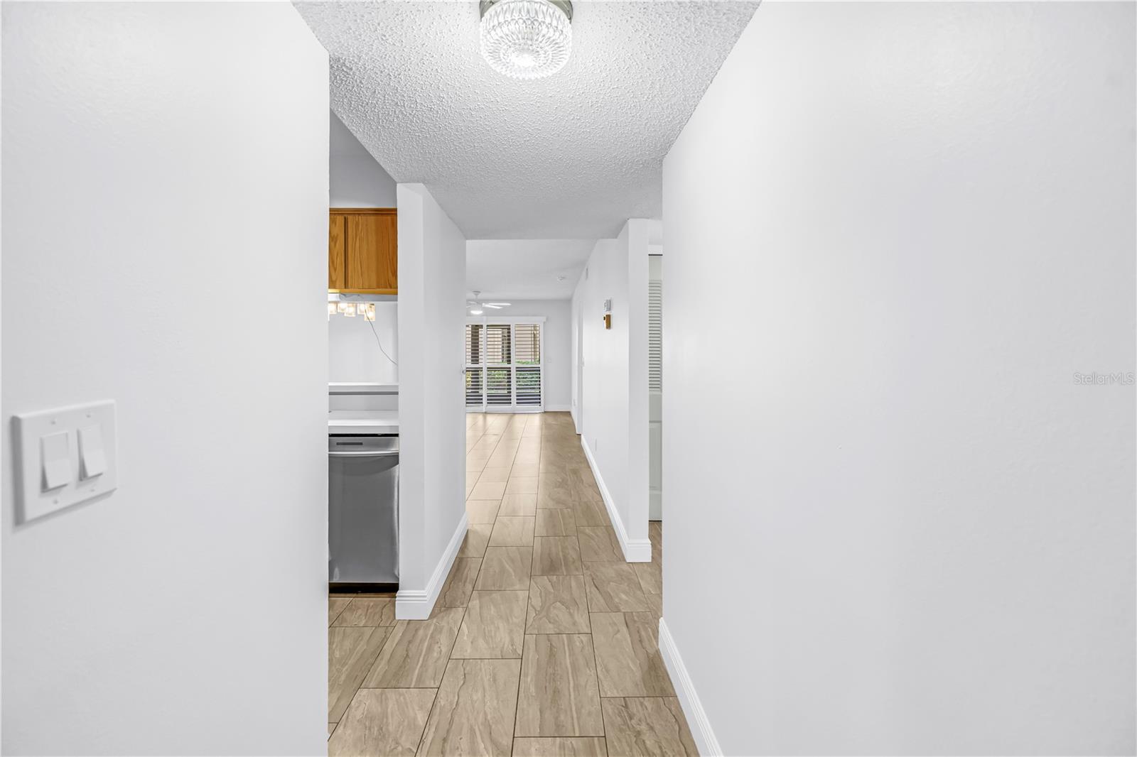 723 83RD AVENUE N, #102, St Petersburg, FL 33702