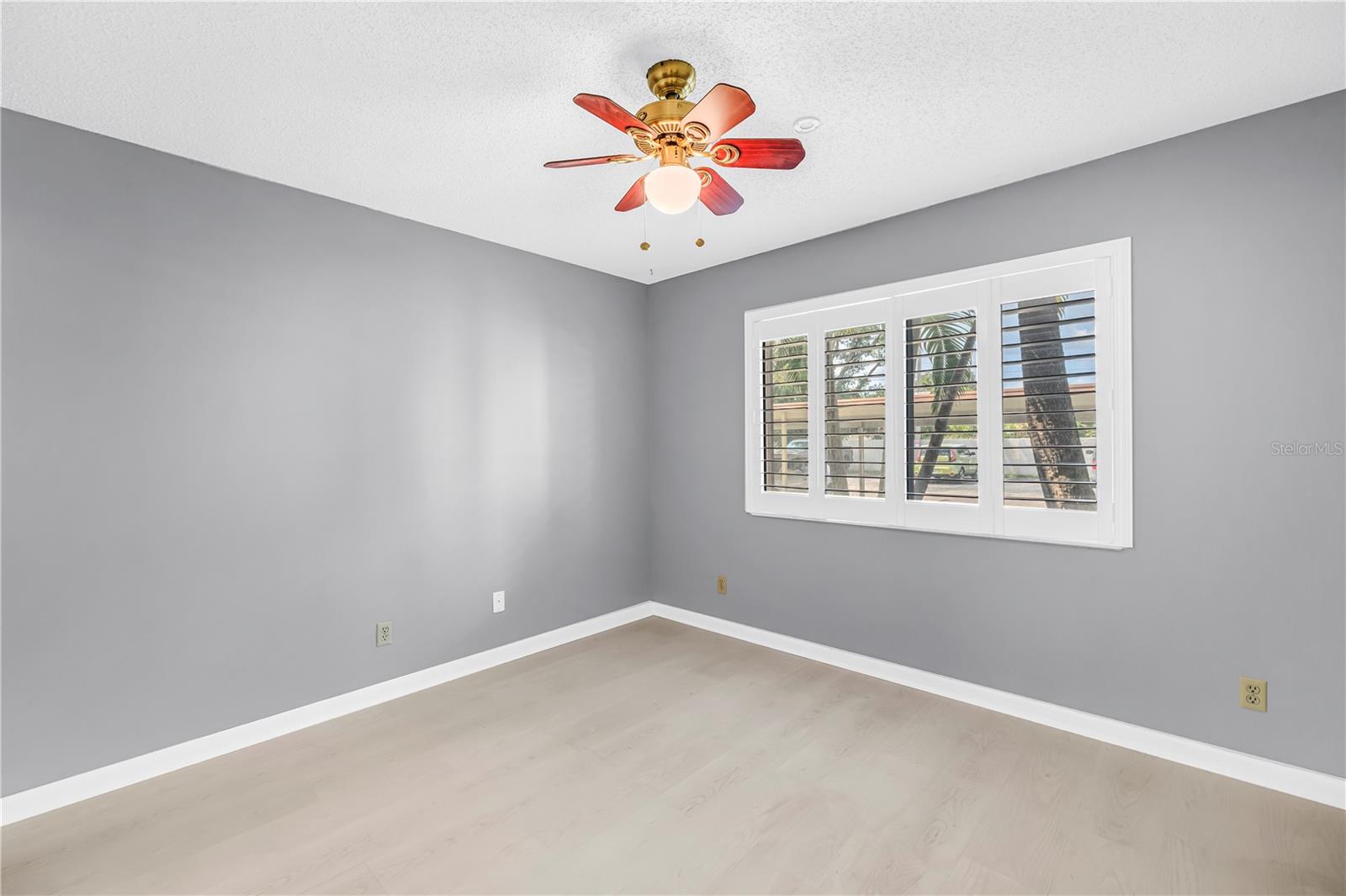 723 83RD AVENUE N, #102, St Petersburg, FL 33702
