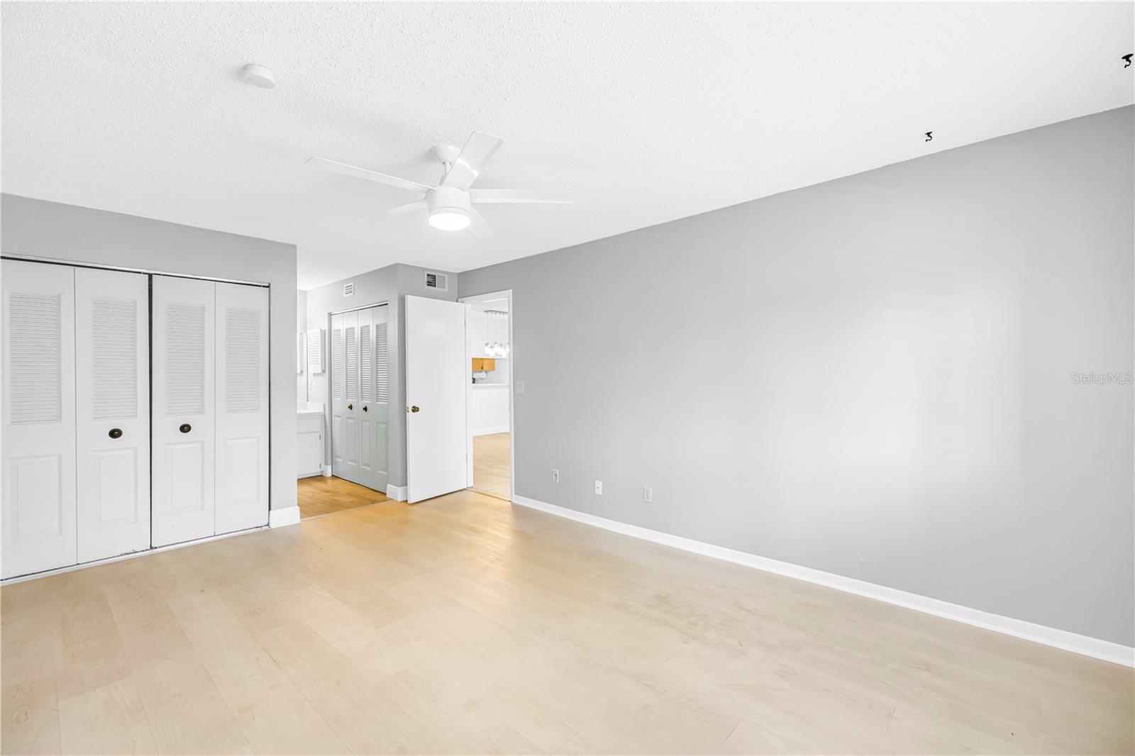 723 83RD AVENUE N, #102, St Petersburg, FL 33702