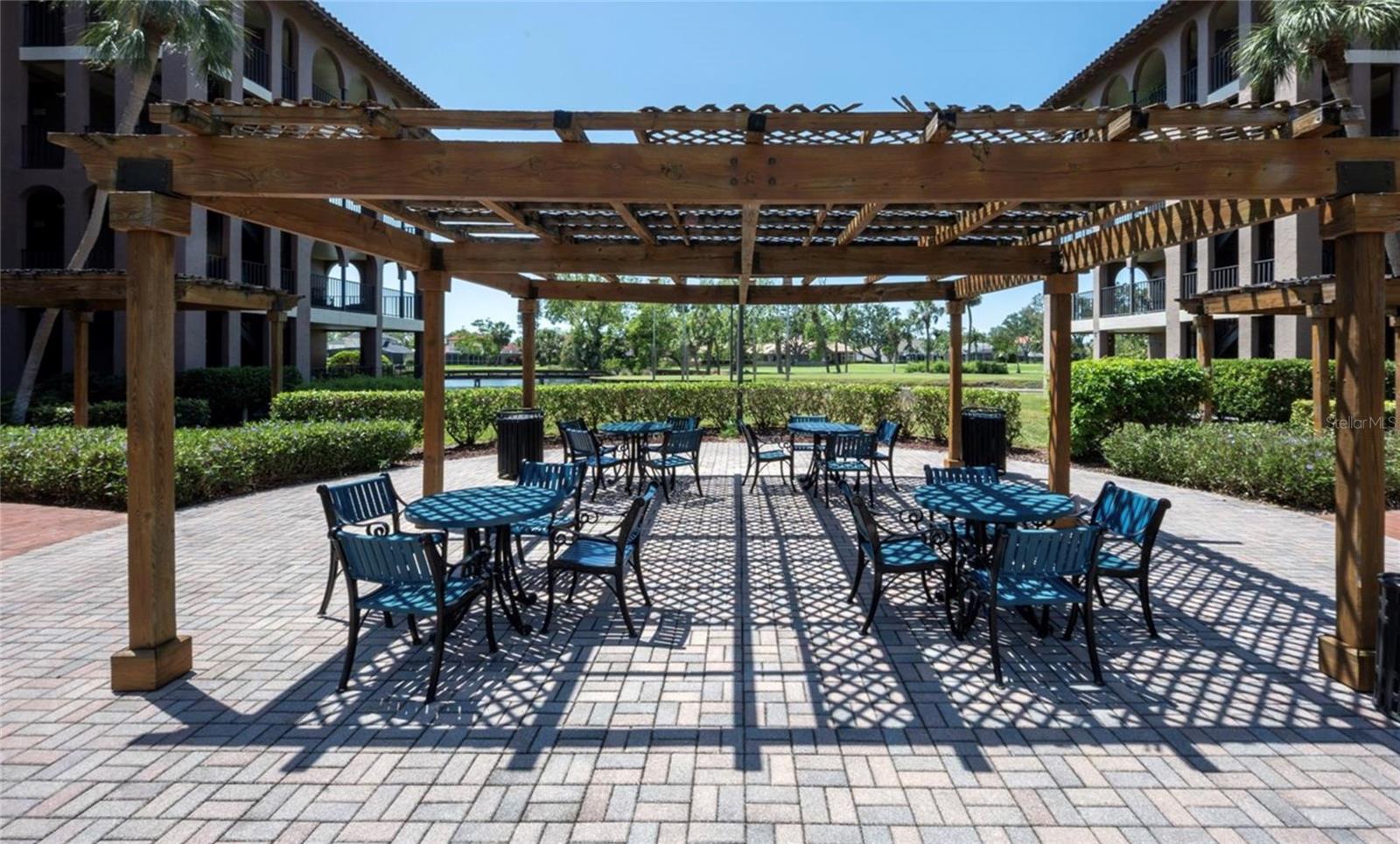 6100 GULFPORT BOULEVARD S, #111, Gulfport, FL 33707