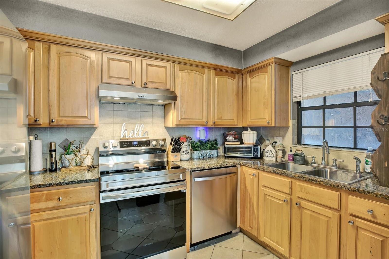 6100 GULFPORT BOULEVARD S, #111, Gulfport, FL 33707