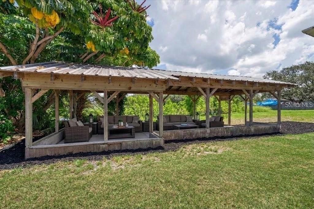 701 FISH LIPS LANE, Ruskin, FL 33570