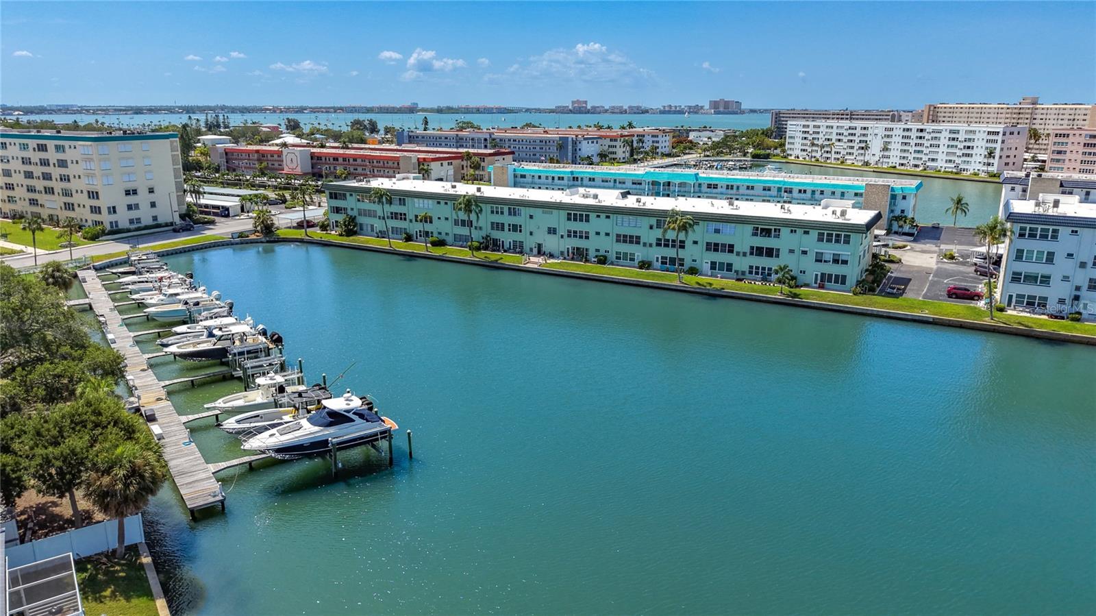 5935 30TH AVENUE S, #104, Gulfport, FL 33707