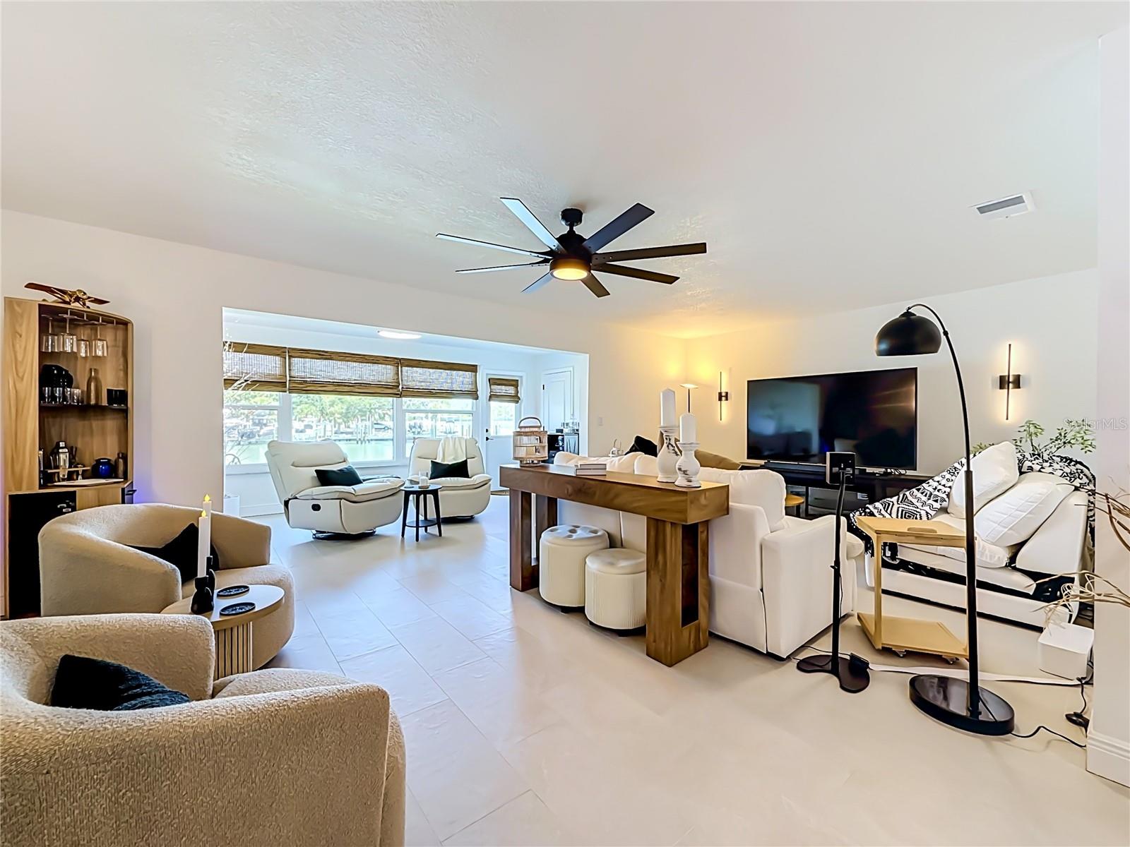5935 30TH AVENUE S, #104, Gulfport, FL 33707