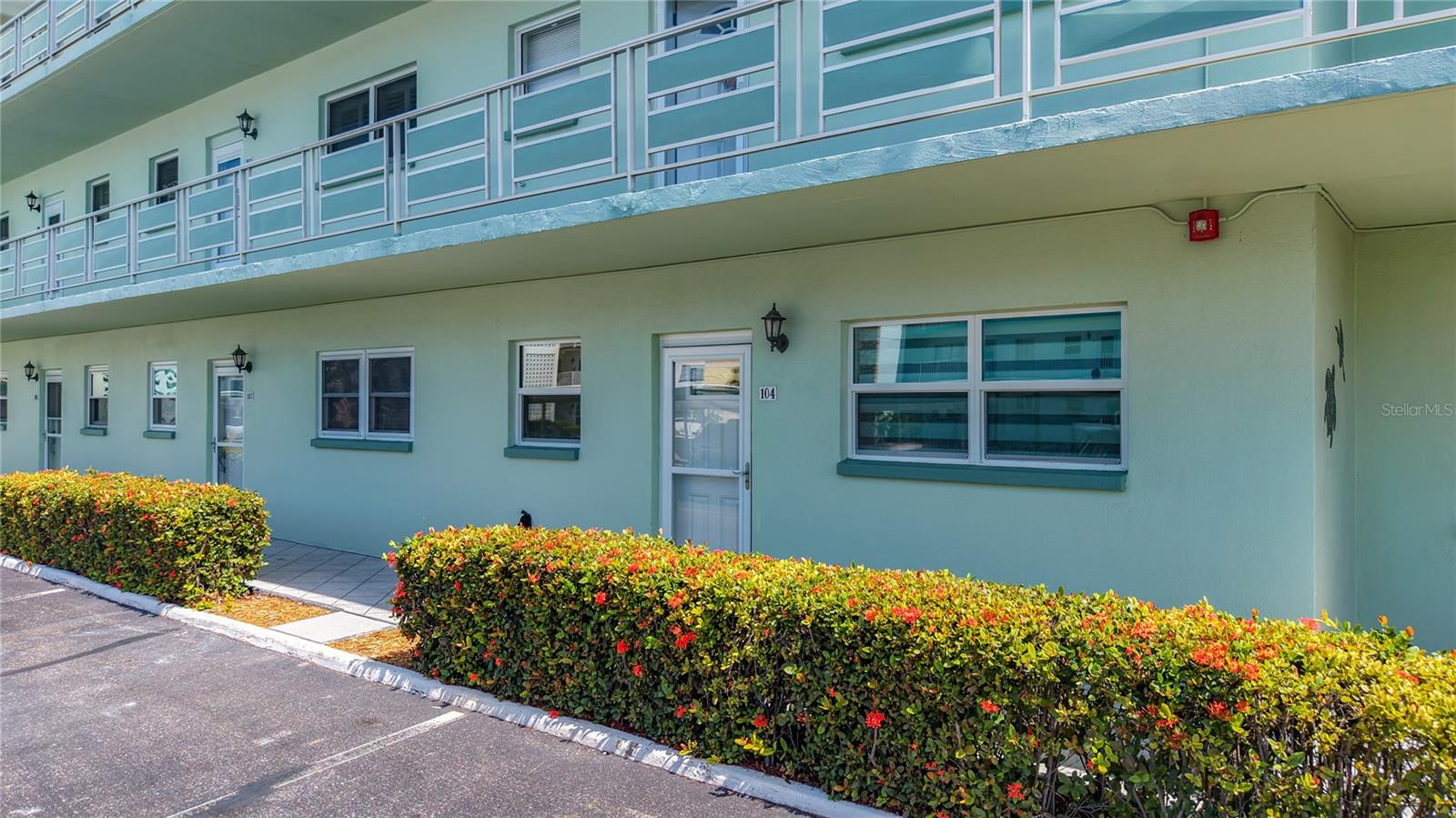 5935 30TH AVENUE S, #104, Gulfport, FL 33707 5935 30TH AVENUE S, #104, Gulfport, FL 33707