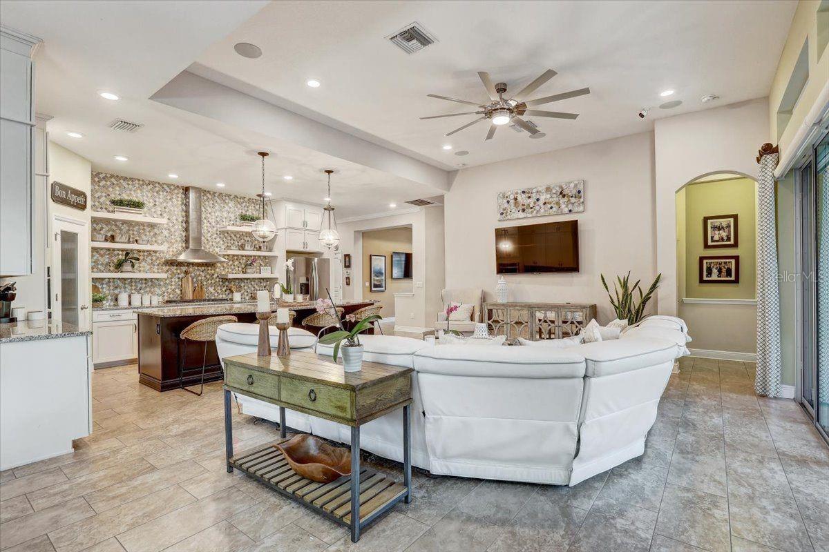 7209 MEETING HOUSE LANE, Apollo Beach, FL 33572