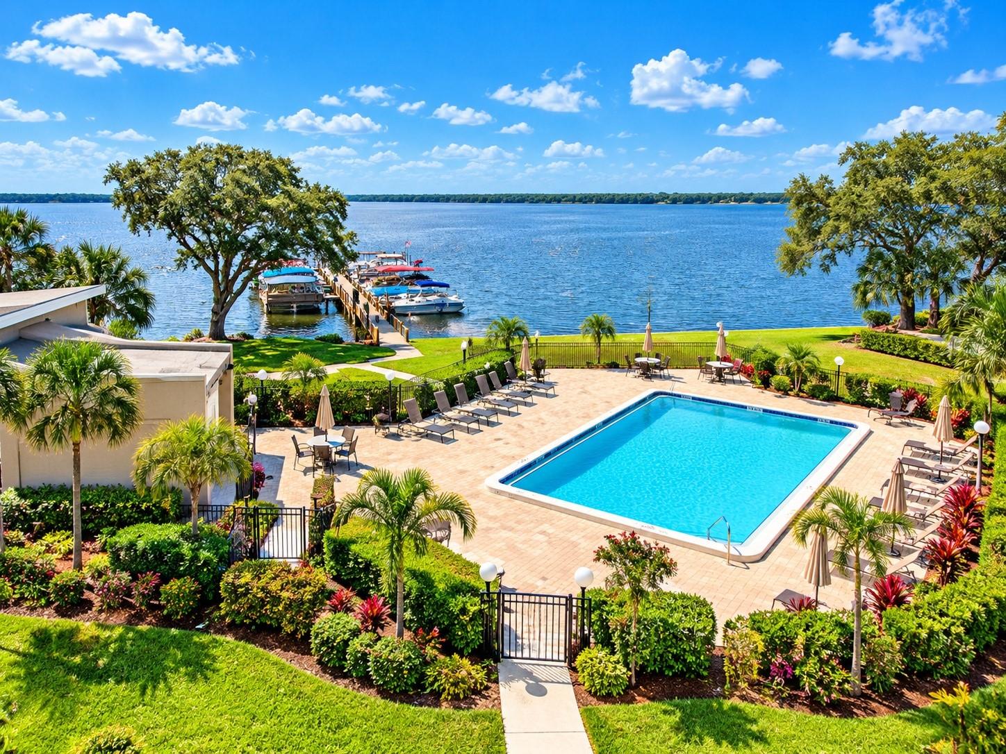 90 S HIGHLAND AVENUE, #202, Tarpon Springs, FL 34689