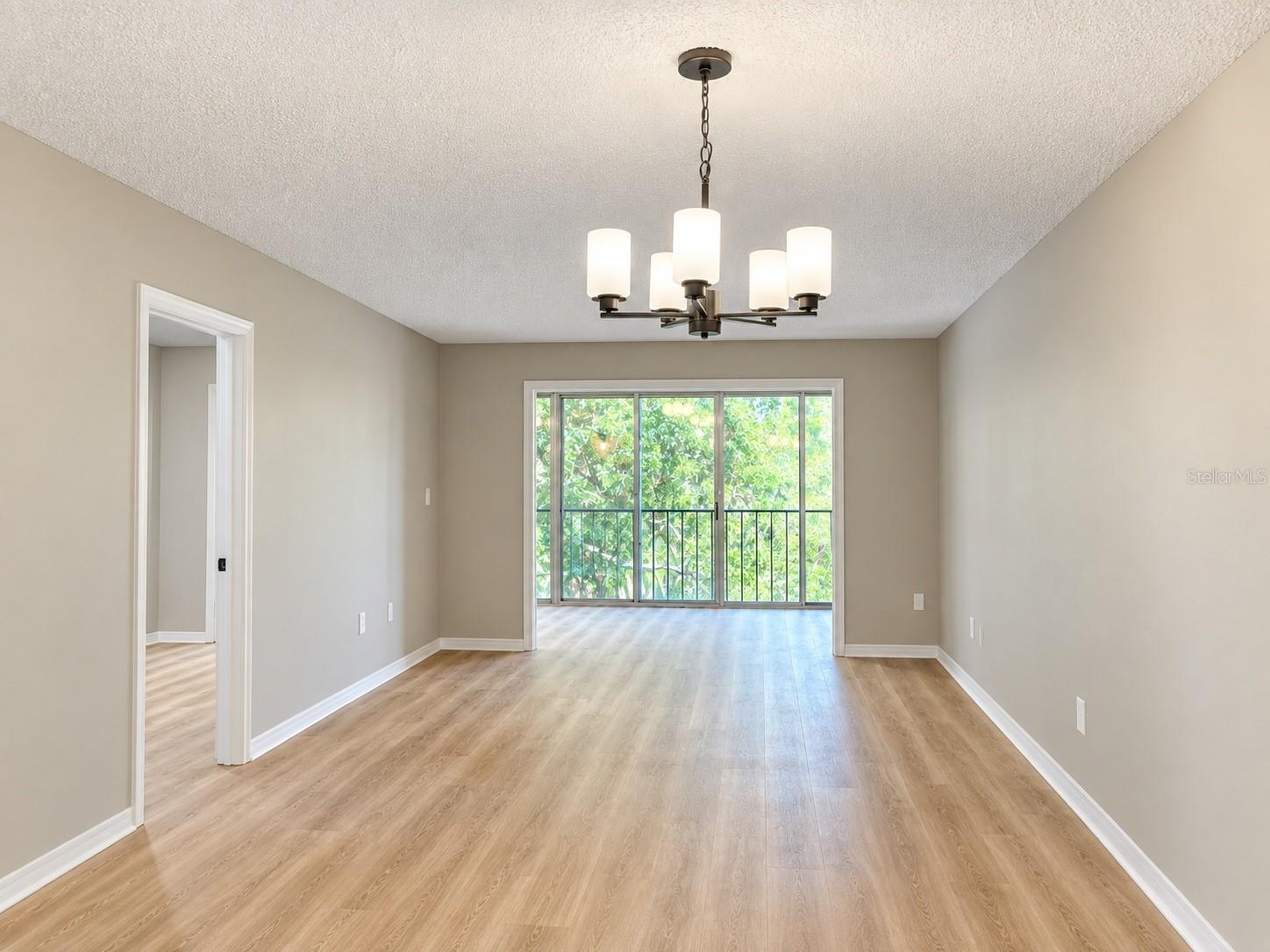 90 S HIGHLAND AVENUE, #202, Tarpon Springs, FL 34689