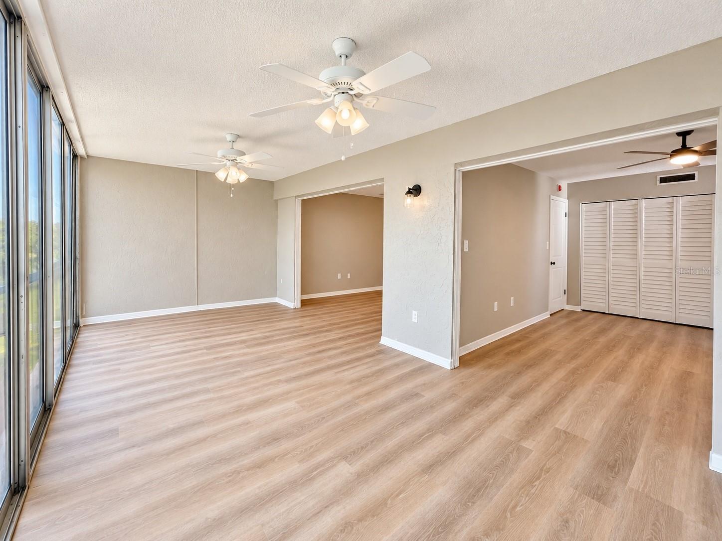 90 S HIGHLAND AVENUE, #202, Tarpon Springs, FL 34689
