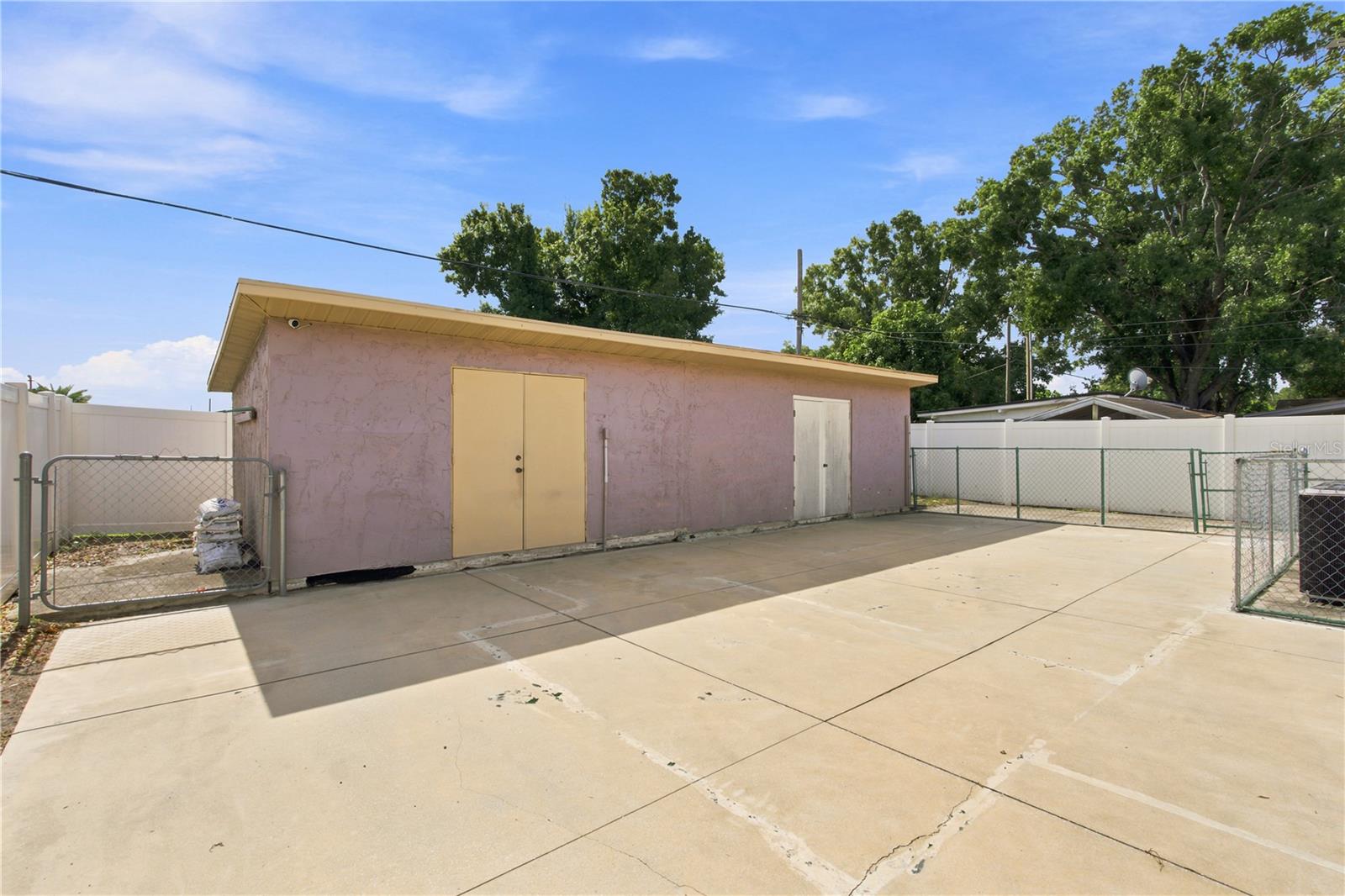 6513 N MANHATTAN AVENUE, Tampa, FL 33614