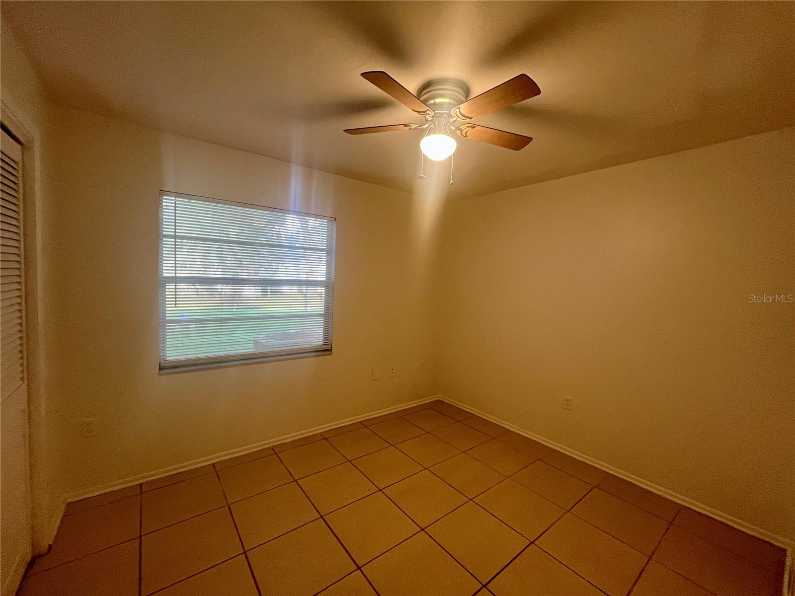 705 BAYOU AVENUE, Tarpon Springs, FL 34689