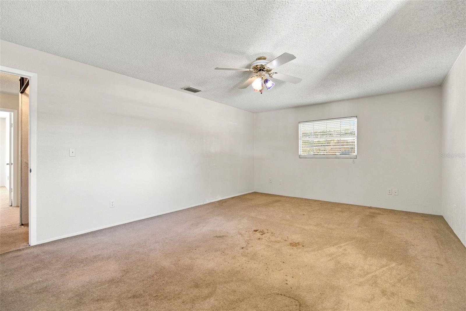 2705 SILVER LAKE AVENUE, Tampa, FL 33614