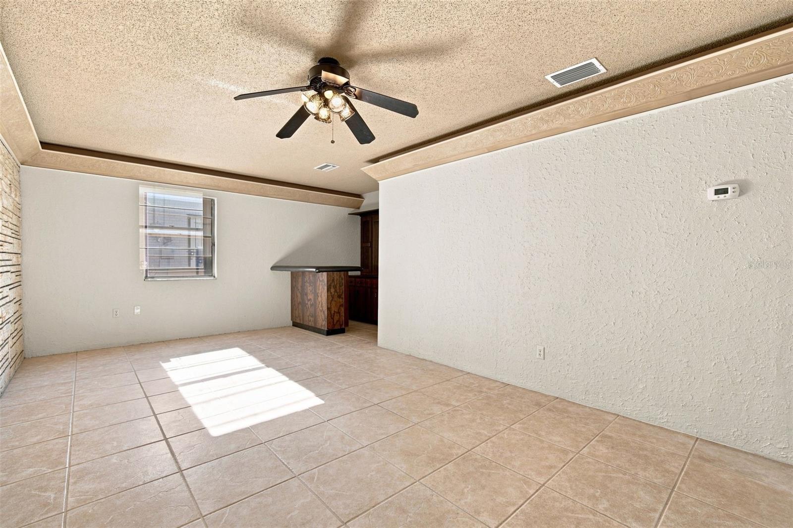 2705 SILVER LAKE AVENUE, Tampa, FL 33614
