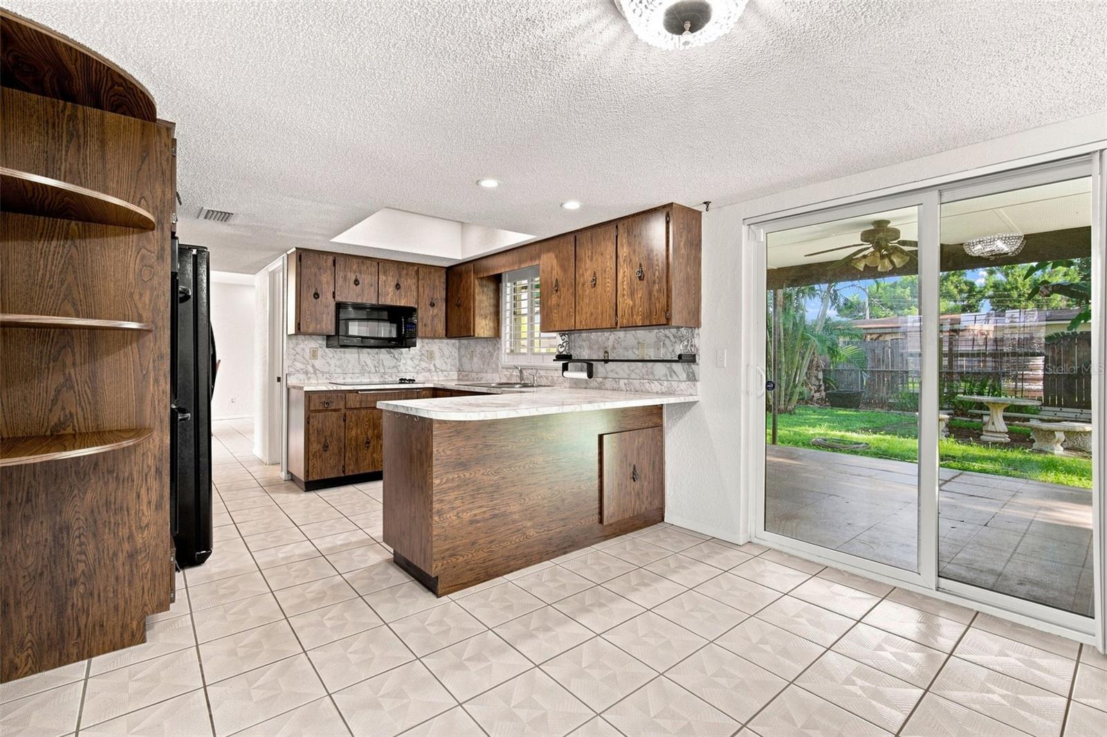 2705 SILVER LAKE AVENUE, Tampa, FL 33614